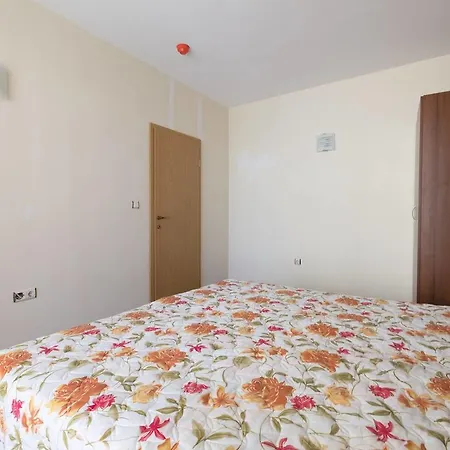 Апартамент 1bedroom W Balcony &kitchen+washer❤c310❤ *